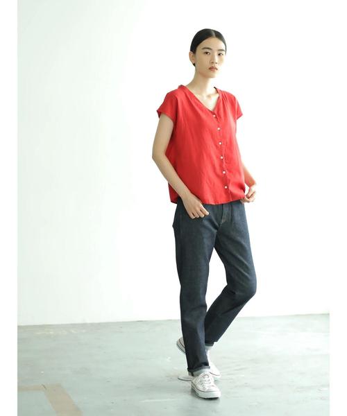 AMERICAN HOLIC（アメリカンホリック）の「リネンブレンドフロントボタンVネックブラウス（シャツ/ブラウス・レディース・レッド系その他5/イエロー/ターコイズブルー/サックスブルー・FREE）」の14枚目の写真