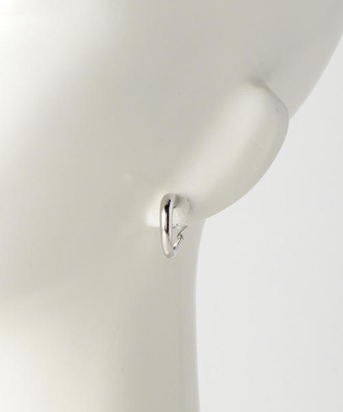 BEAUTY&YOUTH UNITED ARROWS（ビューティーアンドユースユナイテッドアローズ）の「BY メタルパイプスクエアイヤリング о（イヤリング・レディース・ゴールド/シルバー・FREE）」の4枚目の写真