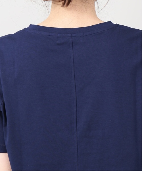B.C STOCK(ベーセーストック)の「【汗染み防止】VネックTシャツ(Tシャツ/カットソー・レディース・ホワイト/ブラック/ベージュ/ブルー系その他・FREE)」の8枚目の写真