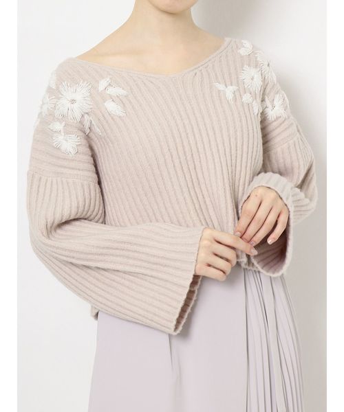 MERCURYDUO�i�}�[�L�����[�f���I�j�́u���[���h�JV�l�b�N�j�b�g�i�j�b�g/�Z�[�^�[�j�v�b�x�[�W��