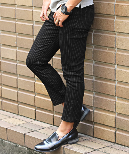 LUXSTYLE(ラグスタイル)の「総柄アンクルパンツ(その他パンツ・メンズ・ブラック/グレー・S/M/L/XL)」の2枚目の写真