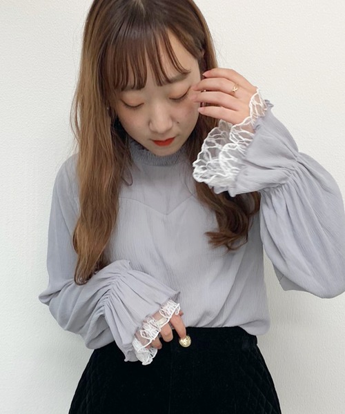 apres jour（アプレジュール）の「楊柳クロスハイネックブラウス【ZOZOTOWN限定アイテム】（シャツ/ブラウス・レディース・ブラック/オフホワイト/ミント/ラベンダー・フリー）」の4枚目の写真