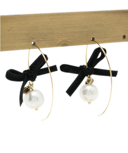 BEAMS BOY（ビームスボーイ）の「ΠBEAMS BOY / コットンパール リボンピアス（ピアス（両耳用）・レディース・ブラック/レッド/ネイビー・ONE SIZE）」の5枚目の写真