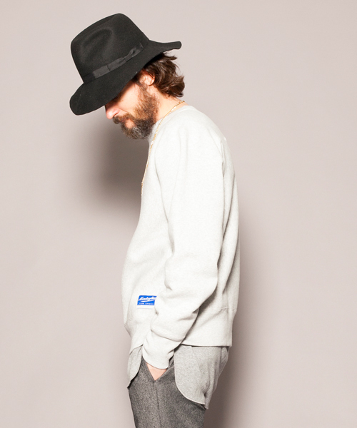 MONKEY TIME(モンキータイム)の「<MT×Champion> ∴ R/W CREW/スウェット ◆(スウェット・メンズ・ホワイト/ライトグレー・SMALL/MEDIUM/LARGE)」の4枚目の写真