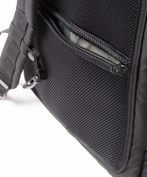 WEGO（ウィゴー）の「WEGO/ガジェットルームリュック（バックパック/リュック・メンズ・ブラック・FREE）」の4枚目の写真