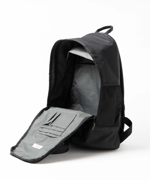 WEGO（ウィゴー）の「WEGO/ガジェットルームリュック（バックパック/リュック・メンズ・ブラック・FREE）」の12枚目の写真