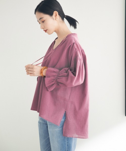 LOWRYS FARM（ローリーズファーム）の「ヨウリュウカフタンブラウス　879459（シャツ/ブラウス・レディース・ブラック/オフホワイト/ピンク・FREE）」の3枚目の写真