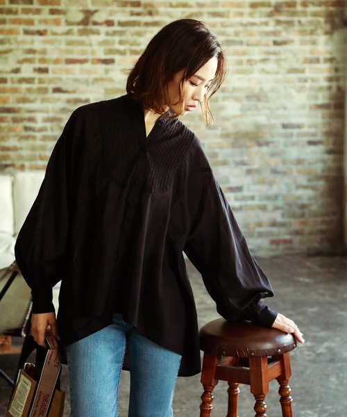 BAYFLOW（ベイフロー）の「VINTAGＥ風シャツ（シャツ/ブラウス・レディース・ブラック/カーキ・FREE）」の2枚目の写真