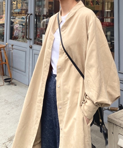ABITOKYO（アビトーキョー）の「スタンドカラー ボリューム袖シャツワンピース（シャツワンピース・レディース・ベージュ/ブルーグレー/キャメル・FREE）」の4枚目の写真
