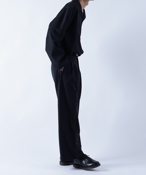 kutir（クティール）の「袖ボタンレスオープンカラーシャツ（シャツ/ブラウス・メンズ・ブラック/オフホワイト/グレイッシュベージュ・MEDIUM/LARGE）」の10枚目の写真