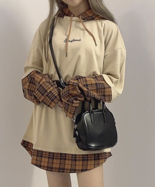 WEGO（ウィゴー）の「WEGO/レイヤードチェックビッグシルエットTシャツ（Tシャツ/カットソー・メンズ・ホワイト/ベージュ/ベージュ系その他・MEDIUM/LARGE）」の3枚目の写真