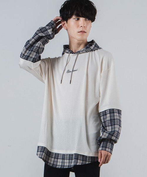 WEGO（ウィゴー）の「WEGO/レイヤードチェックビッグシルエットTシャツ（Tシャツ/カットソー・メンズ・ホワイト/ベージュ/ベージュ系その他・MEDIUM/LARGE）」の8枚目の写真