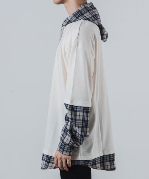 WEGO（ウィゴー）の「WEGO/レイヤードチェックビッグシルエットTシャツ（Tシャツ/カットソー・メンズ・ホワイト/ベージュ/ベージュ系その他・MEDIUM/LARGE）」の15枚目の写真