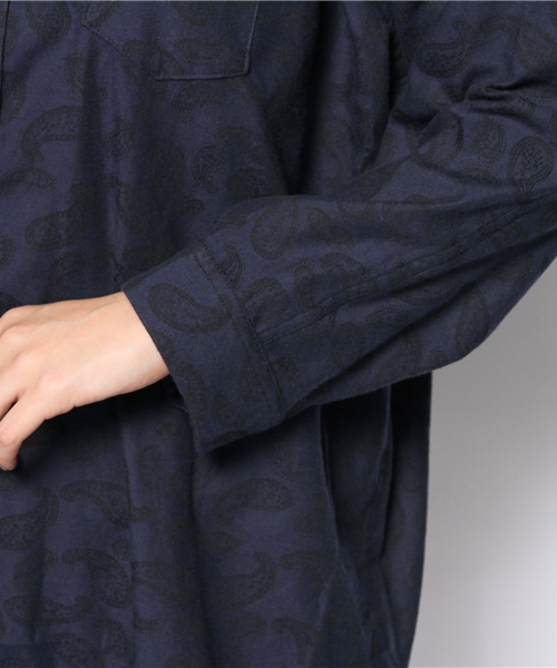 BEAMS BOY（ビームスボーイ）の「BEAMS BOY / ペイズリー スリットシャツワンピース②（シャツワンピース・レディース・チャコールグレー/ネイビー・ONE SIZE）」の9枚目の写真