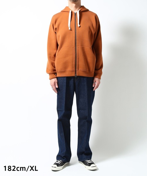 ADAM ET ROPE'（アダムエロペ）の「デニムスラックス（スラックス・メンズ・ダークインディゴブルー/ライトインディゴブルー・S/M/L/XL）」の3枚目の写真