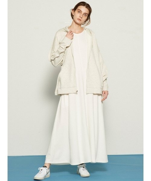 NIKE（ナイキ）の「【NIKE】AS W NSW FZ HOODY EARTH DAY FT（パーカー・レディース・ホワイト・SMALL/MEDIUM）」の4枚目の写真
