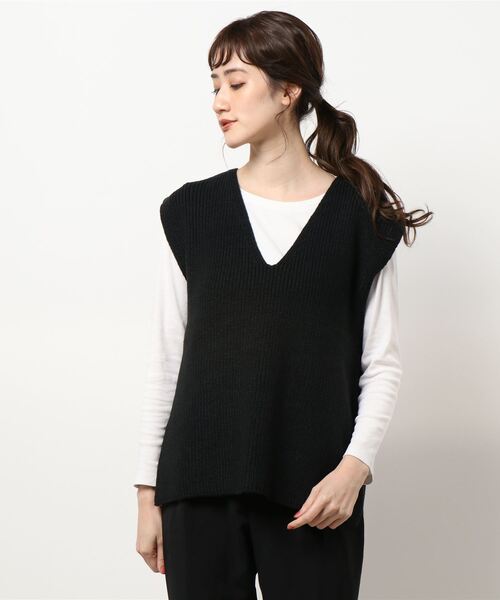Lugnoncure（ルノンキュール）の「畔Vネックベスト（ベスト・レディース・オフホワイト/ブラック/ベージュ・ﾌﾘ-）」の2枚目の写真