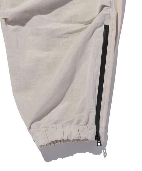 ANEI（アーネイ）の「＜ANEI＞ ZIP TECH JGR PT/ジョガーパンツ（その他パンツ・メンズ・ブラック/ナチュラル・2/3）」の12枚目の写真