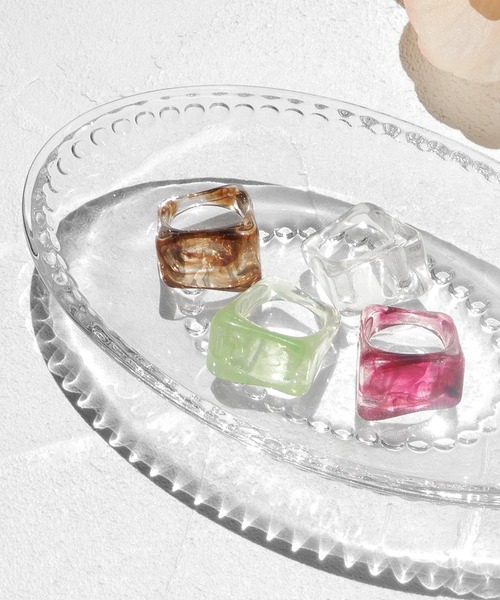 minia（ミニア）の「歪みスクエアフォルムのマーブルリング　◇（リング・レディース・クリア/パープル/ブラウン/グリーン・FREE）」の6枚目の写真