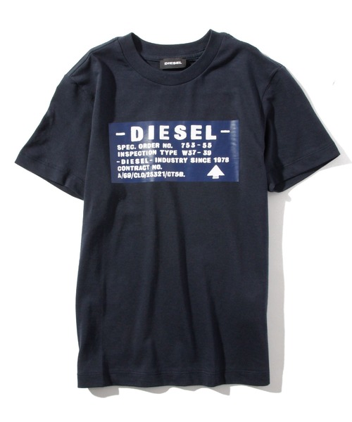 DIESEL KIDS(ディーゼルキッズ)の「DIESEL(ディーゼル)Kids & Junior カットソーTシャツ(Tシャツ/カットソー・キッズ・ホワイト/グレー/ブルー/ブラック/ネイビー/チャコールグレー・14Y/16Y/4YEAR/6YEAR/12YEAR/10YEAR/8YEAR)」の5枚目の写真