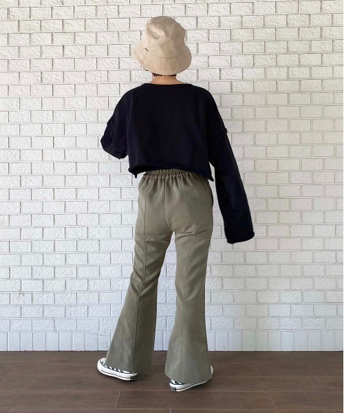 FREE'S MART（フリーズマート）の「◇ボートネックカットオフ短丈スウェット（スウェット・レディース・ベージュ/ライトカーキ/ブラック/ピンク・FREE）」の11枚目の写真