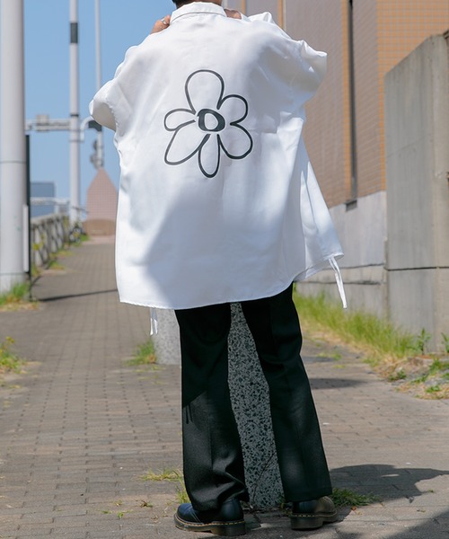 Adoon plain（アドーンプレーン）の「【Adoon plain】フラワープリントオーバーシャツ（シャツ/ブラウス・メンズ・ホワイト/ライトブルー/ブラック/グリーン・MEDIUM/LARGE）」の7枚目の写真
