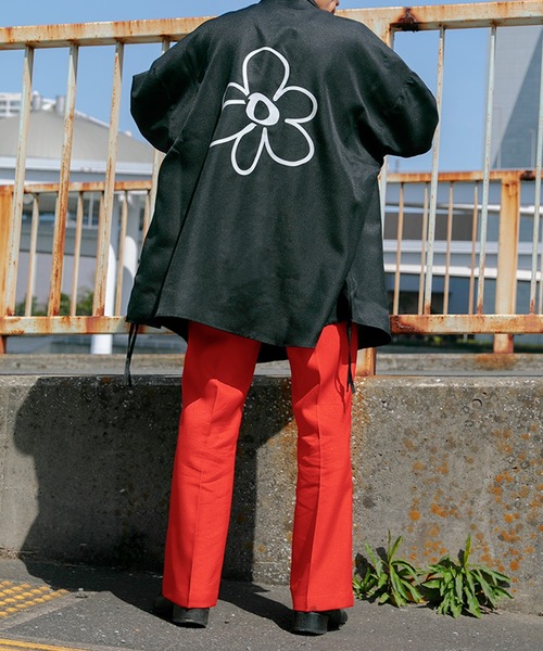 Adoon plain（アドーンプレーン）の「【Adoon plain】フラワープリントオーバーシャツ（シャツ/ブラウス・メンズ・ホワイト/ライトブルー/ブラック/グリーン・MEDIUM/LARGE）」の17枚目の写真