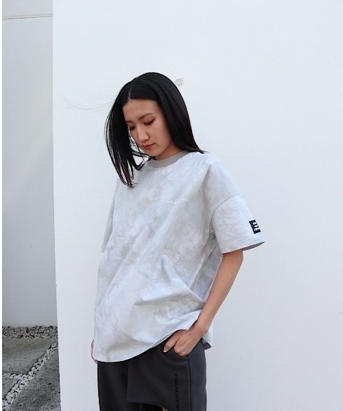 FIG&VIPER(フィグアンドバイパー)の「タイダイBIG-T(Tシャツ/カットソー・レディース・ピンク/グレー/パープル・FREE)」の14枚目の写真