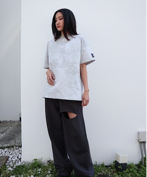 FIG&VIPER(フィグアンドバイパー)の「タイダイBIG-T(Tシャツ/カットソー・レディース・ピンク/グレー/パープル・FREE)」の12枚目の写真