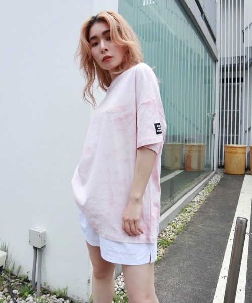 FIG&VIPER(フィグアンドバイパー)の「タイダイBIG-T(Tシャツ/カットソー・レディース・ピンク/グレー/パープル・FREE)」の17枚目の写真