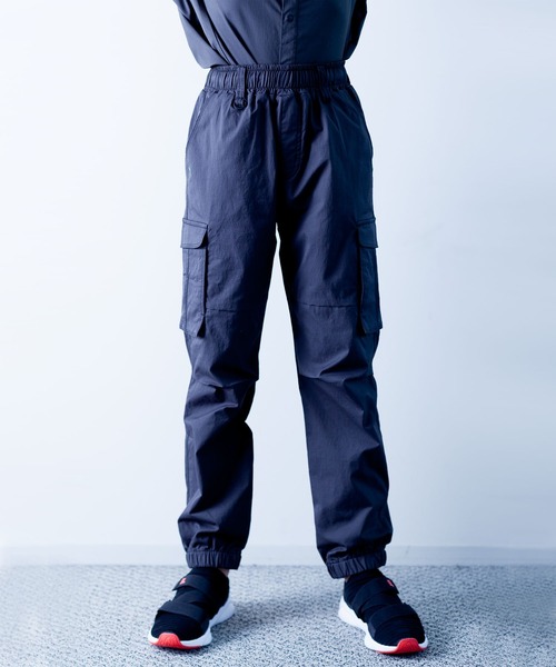 瞬足（シュンソク）の「瞬足/キッズ/切り替えカーゴジョガーパンツ/SSA2020（カーゴパンツ・キッズ・ベージュ/カーキ/チャコール・S/M/L/XL）」の2枚目の写真