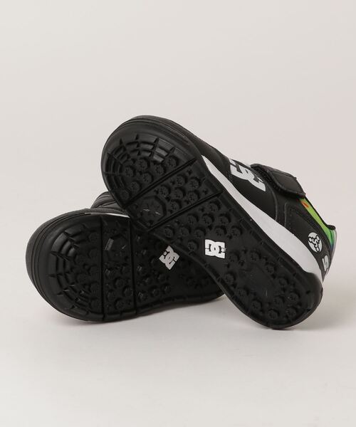 DC（ディーシー）の「DC/ディーシー キッズ シューズ メダリスト MEDALIST 3 STRIDER DK212601（スニーカー・キッズ・ブラック×ブラック/ホワイト×レッド・19.0cm/14.0cm/17.0cm/15.0cm/18.0cm/16.0cm）」の4枚目の写真