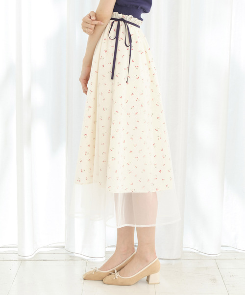 TITTY&CO.(ティティーアンドコー)の「チェリーミディスカート(スカート・レディース・オフホワイト/ライトブルー・SMALL/MEDIUM)」の3枚目の写真