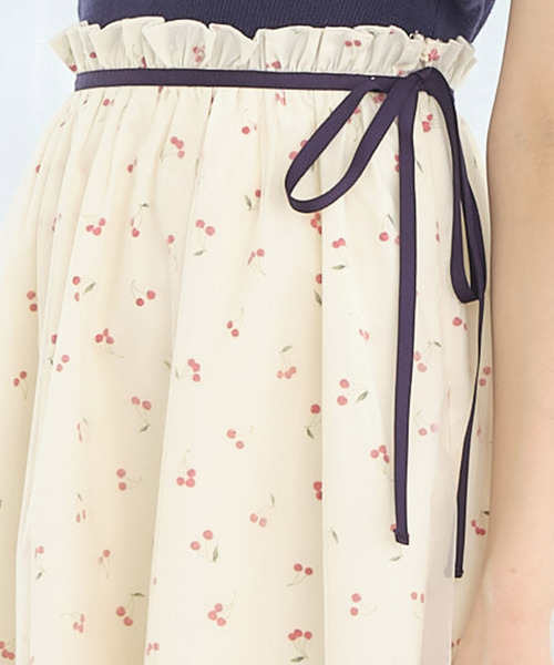 TITTY&CO.(ティティーアンドコー)の「チェリーミディスカート(スカート・レディース・オフホワイト/ライトブルー・SMALL/MEDIUM)」の13枚目の写真