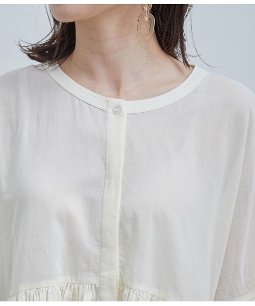 VIS（ビス）の「【オーガニックコットン】ローンギャザーブラウス（シャツ/ブラウス・レディース・ダークブラウン/オフホワイト/カーキ・FREE）」の11枚目の写真