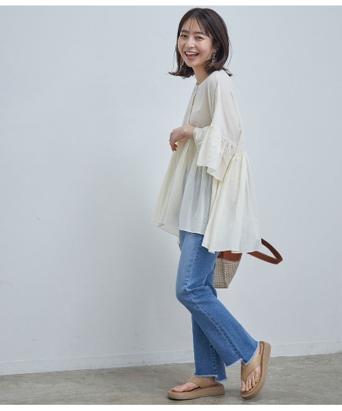 VIS（ビス）の「【オーガニックコットン】ローンギャザーブラウス（シャツ/ブラウス・レディース・ダークブラウン/オフホワイト/カーキ・FREE）」の10枚目の写真