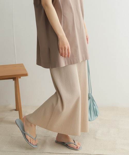 URBAN RESEARCH DOORS（アーバンリサーチドアーズ）の「リブニットスカート（スカート・レディース・モカ/ライトベージュ・ONE）」の3枚目の写真