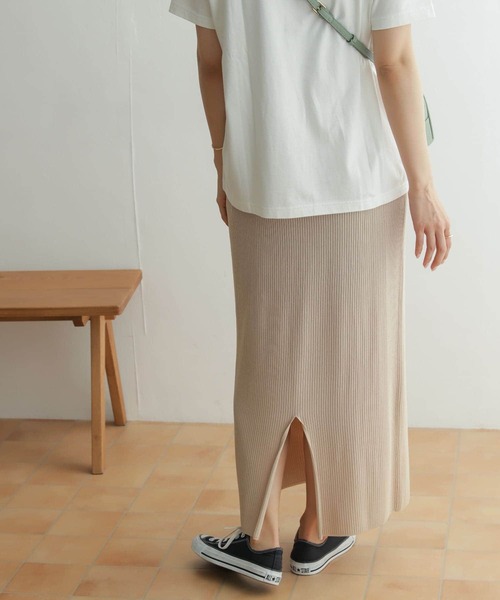 URBAN RESEARCH DOORS（アーバンリサーチドアーズ）の「リブニットスカート（スカート・レディース・モカ/ライトベージュ・ONE）」の18枚目の写真