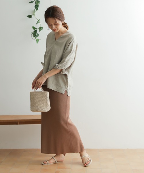 URBAN RESEARCH DOORS（アーバンリサーチドアーズ）の「リブニットスカート（スカート・レディース・モカ/ライトベージュ・ONE）」の6枚目の写真