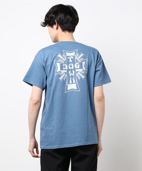 DOGTOWN（ドッグタウン）の「CROSS LOGO S/S T-SHIRTS/ドッグタウンバックプリント半袖Tシャツ（Tシャツ/カットソー・メンズ・インディゴブルー/チャコールグレー/オレンジ/サンドベージュ/チョコ/ホワイト×ブラック/ブラック×ホワイト・LARGE/X-LARGE/MEDIUM）」の11枚目の写真