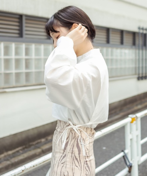 RASVOA(ラスボア)の「ノーカラージレコンビシャツ(シャツ/ブラウス・レディース・ブラック/ブラウン/オフホワイト・FREE)」の4枚目の写真