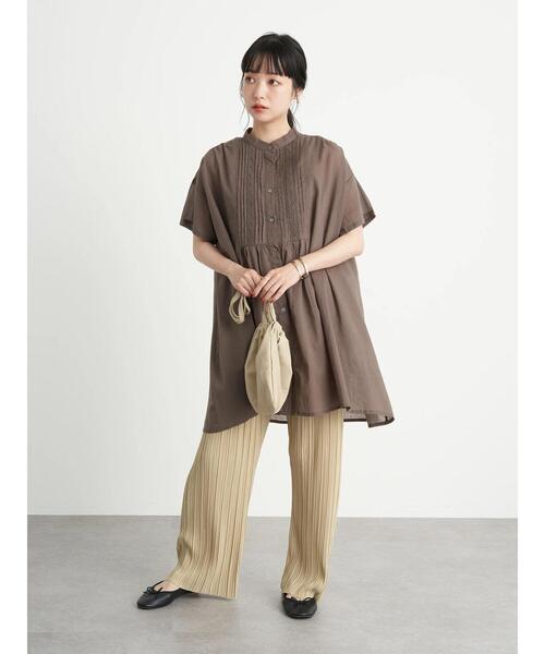 earth music&ecology（アースミュージックアンドエコロジー）の「ピンタックレース チュニック ＊（Tシャツ/カットソー・レディース・チャコールグレー/オフホワイト/ミント/モカ・FREE）」の11枚目の写真