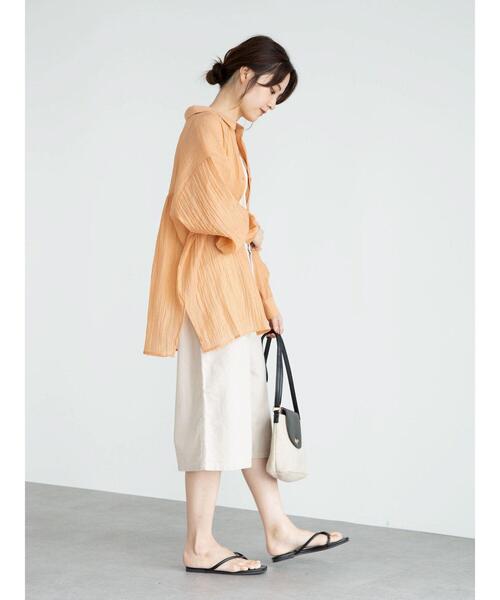 Green　Parks（グリーンパークス）の「ワッシャーシアーシャツ＊（シャツ/ブラウス・レディース・オリーブ/オレンジ/グレイッシュベージュ・FREE）」の6枚目の写真