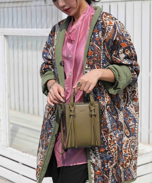 Ungrid(アングリッド)の「【Ungrid/アングリッド】 タッセルハンド 縦長ミニポシェットバッグ(ショルダーバッグ・レディース・ベージュ/アイボリー/ブラック/ブラウン/ベージュ系その他/キャメル/オリーブ/カーキ・FREE)」の10枚目の写真