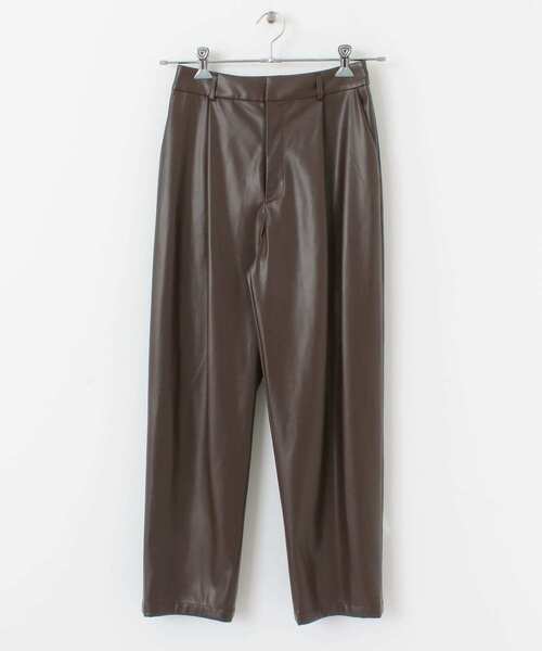 URBAN RESEARCH（アーバンリサーチ）の「フェイクレザータックパンツ（その他パンツ・レディース・ブラウン/ブラック・36/38）」の17枚目の写真