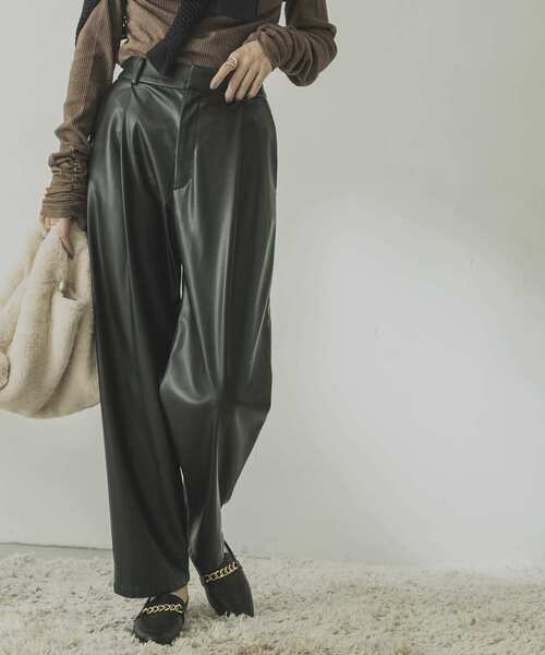 URBAN RESEARCH（アーバンリサーチ）の「フェイクレザータックパンツ