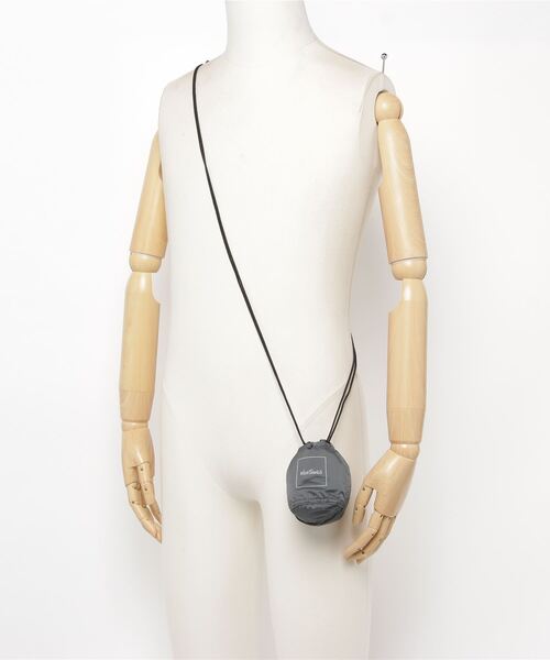 WILD THINGS（ワイルドシングス）の「【WILD THINGS】SHOULDER DRAWSTRING PURSE（ショルダーバッグ・メンズ・ブラック/グレー/ピンク/イエロー/ブルー・FREE）」の6枚目の写真