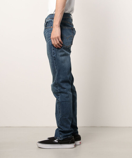 Levi's（リーバイス）の「Levi's/リーバイス 505(TM) REGULAR GLOWING（デニムパンツ・メンズ・インディゴブルー・38inch/W29 L32/W30 L32/W31 L32/W32 L32/W33 L32/W34 L32/W36 L32/W28 L32）」の2枚目の写真