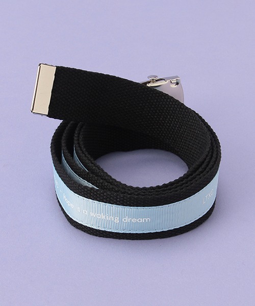 LOVETOXIC（ラブトキシック）の「プリントテープガチャベルト（ベルト・キッズ・サックスブルー/ベージュ/ブラック・FREE）」の6枚目の写真