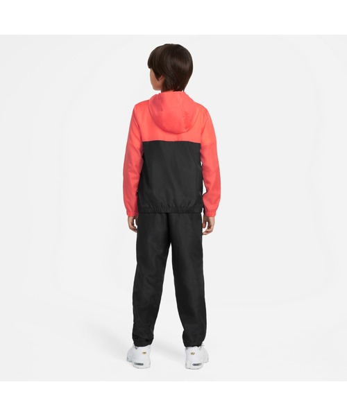 NIKE（ナイキ）の「ナイキ NIKE ナイキ YTH NSW ウーブン トラック スーツ（ナイロンジャケット・キッズ・ブラック/ダークブルー/スモークピンク・140cm/150cm/160cm/130cm）」の6枚目の写真